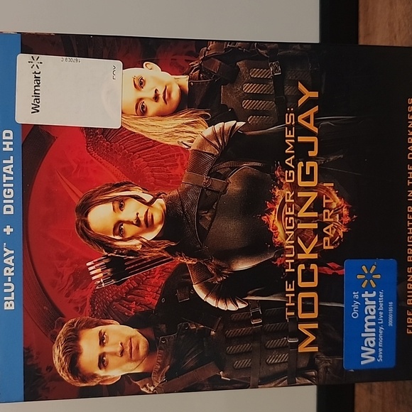 The Hunger Games Blu-ray Collection - Picture 6 of 9